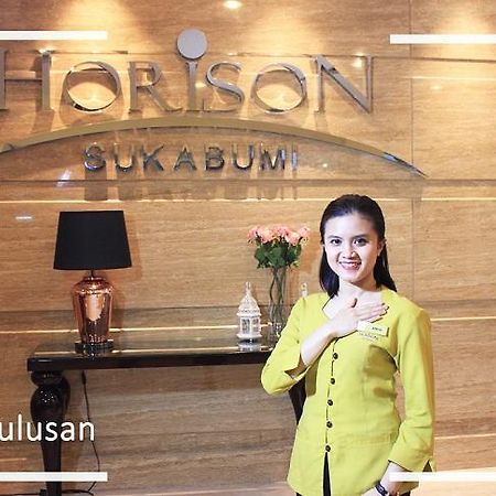 Horison Hotel Сукабуми Екстериор снимка